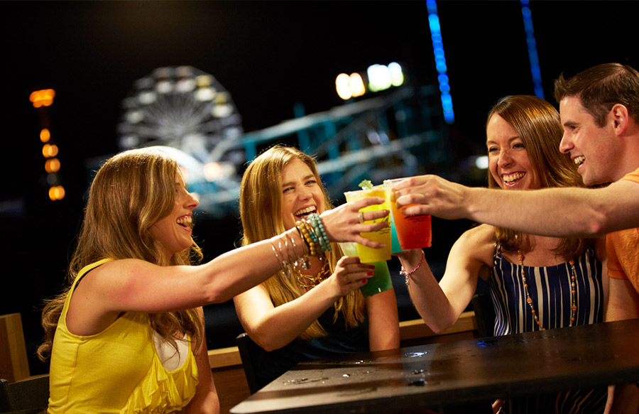 PHOTO GALLERY : The opening of Jimmy Buffett's Margaritaville at the  Mohegan Sun Casino.