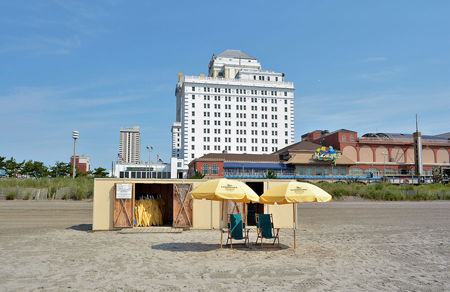 rent beach umbrellas chairs atlantic city