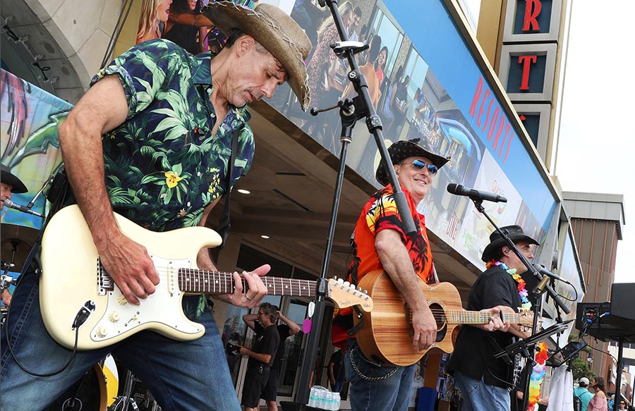 fins up tailgate party resorts atlantic city 2024 photos jimmy buffett tribute