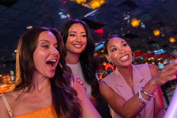 play-and-earn-resorts-casino-slots