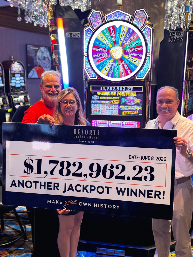 jackpot winners big check